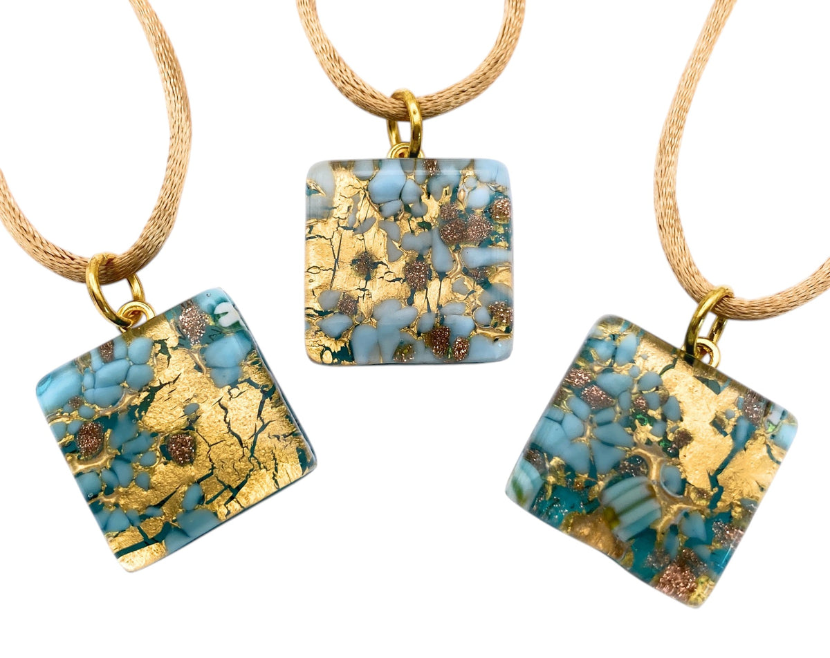 Murano Glass Pendant, Blue on Gold Leaf, 2cm x 2cm (MGPD15)